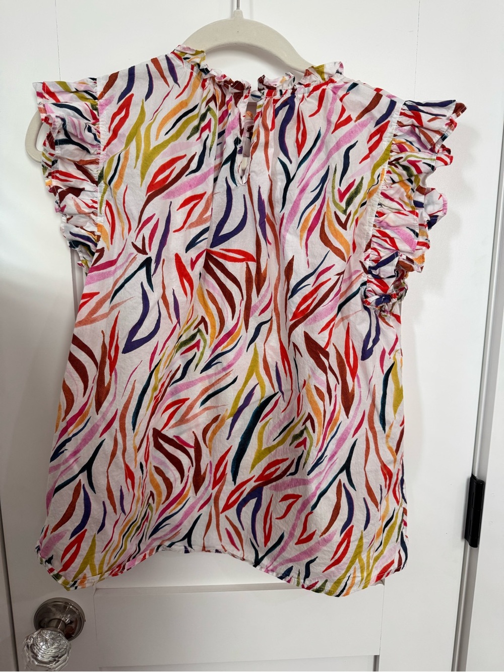THML Multicolor Ruffle Sleeve Top size M - Picture 6 of 6